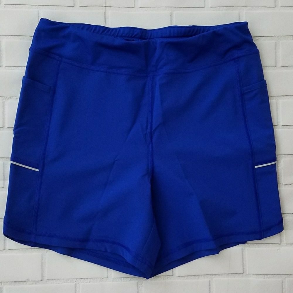 Lands' End girls active gym shorts - medium